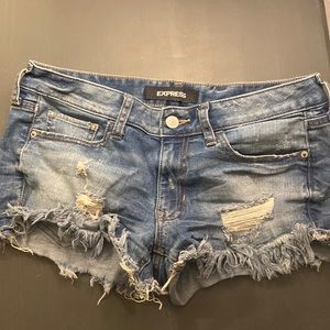 Distressed Express shortie shorts